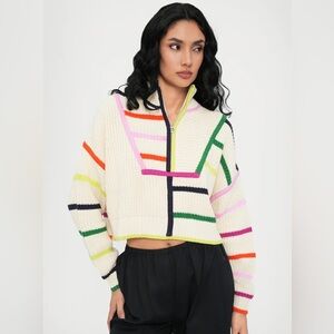 NWT AVARA SWEATER